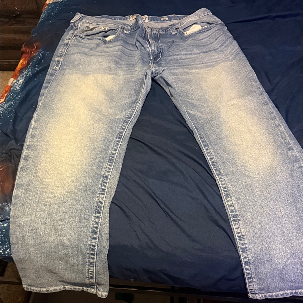 Men's Light Blue Jeans